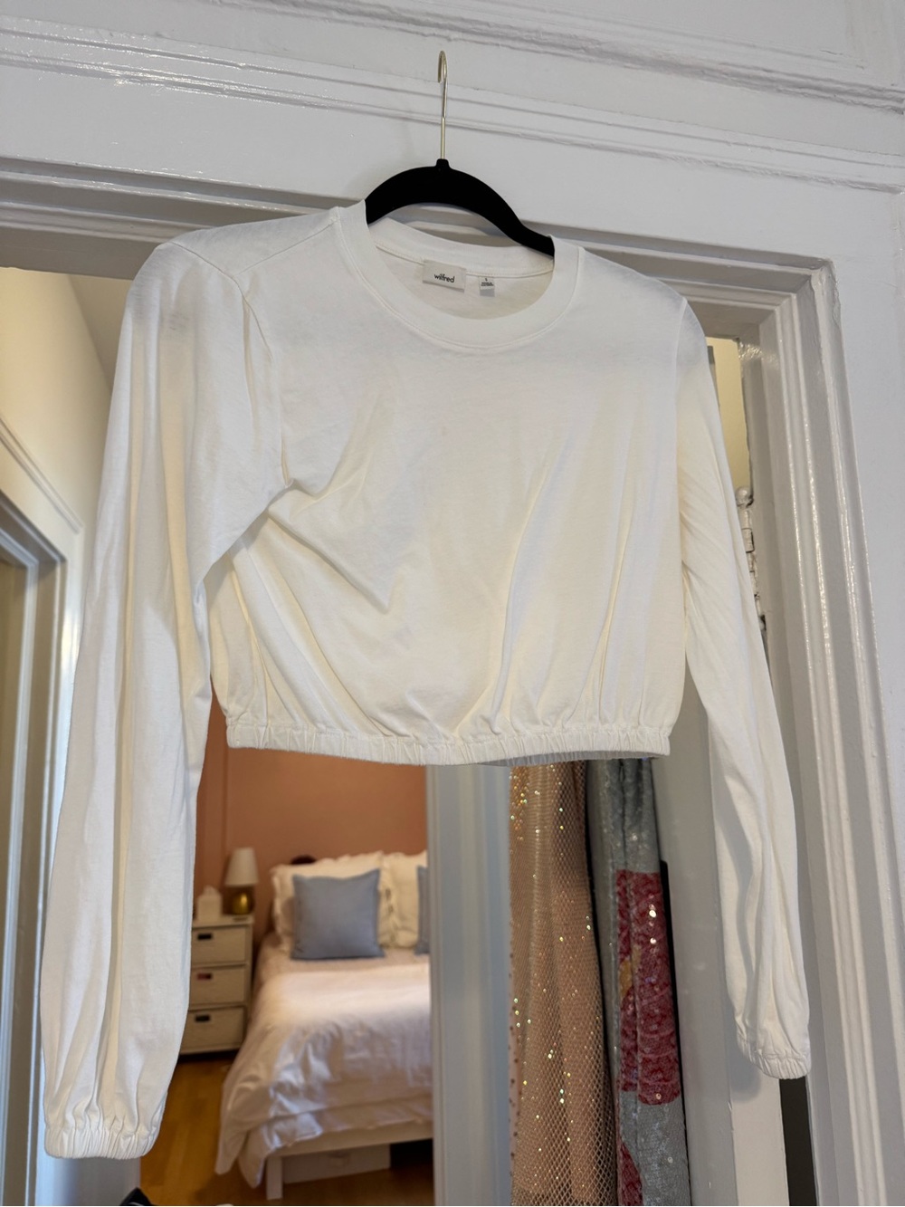 Women’s White Cropped (cinched bottom) Long-Sleeve Top